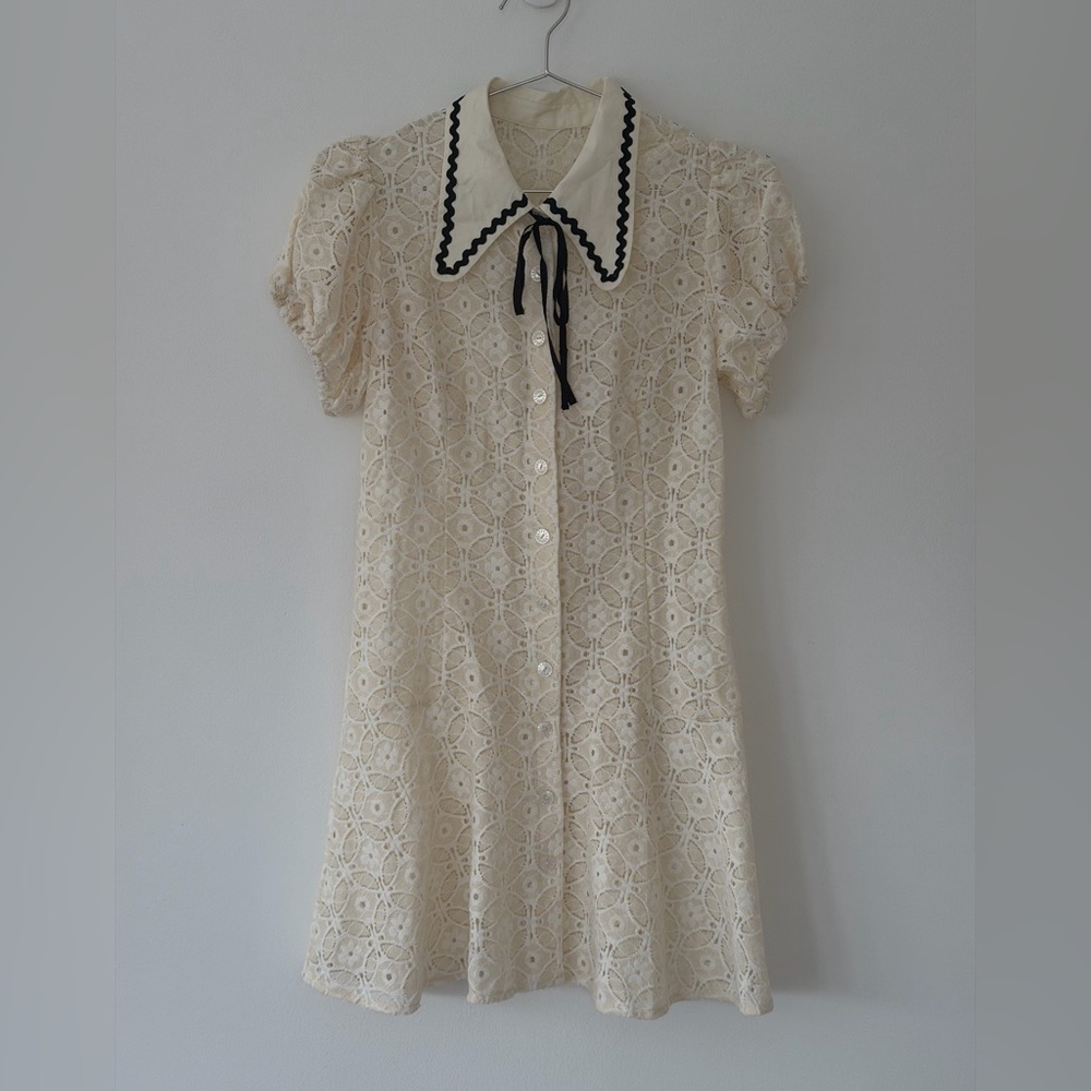 Lace A-Line Dress with Contrast Collar - Cream
